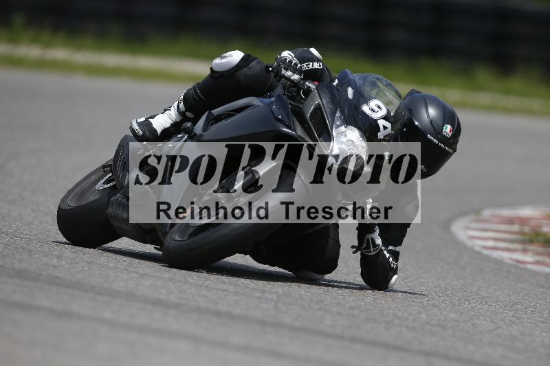 /Archiv-2024/29 12.06.2024 MOTO.CH Track Day ADR/Gruppe blau/94